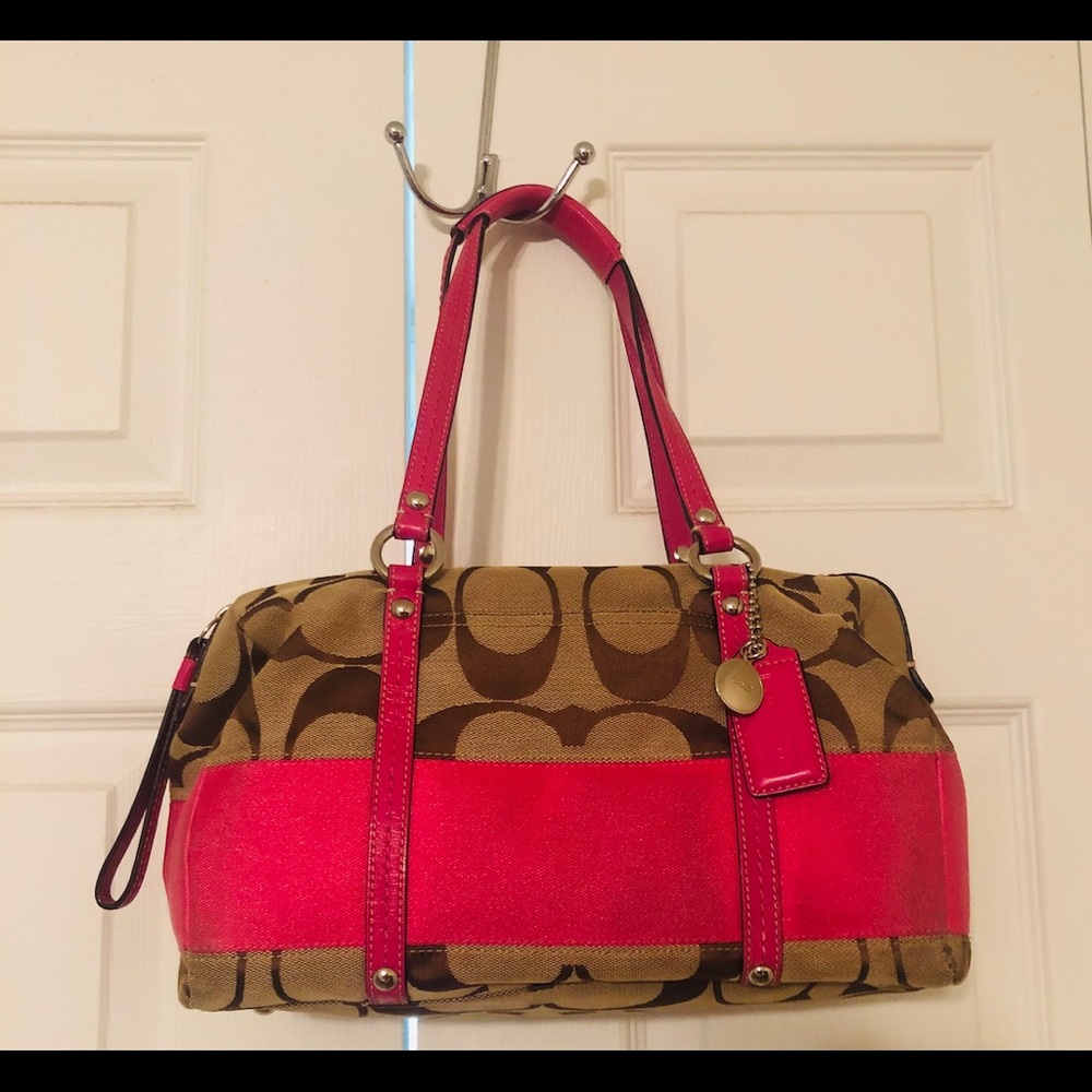 Coach purse.